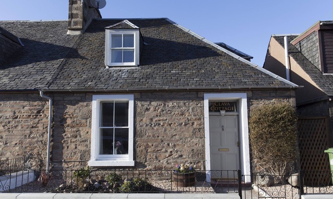 Inverness City Centre Cottage | Clava Cottage End Cottage mitoyen près de la rivière Ness