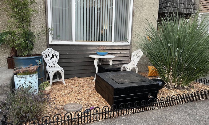 Burien Maison | Clean 2 bedroom Townhouse close to Airport and Downtown