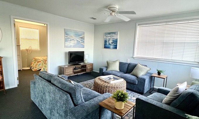 Fernandina Beach Cottage | Cottage lumineux et lumineux en bord de mer sur l'île d'Amelia!