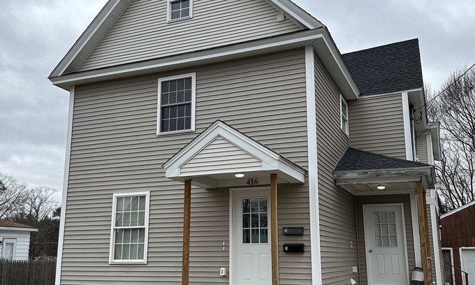Leominster Appartement | Clean and renovated apartment close to highway and Worcester