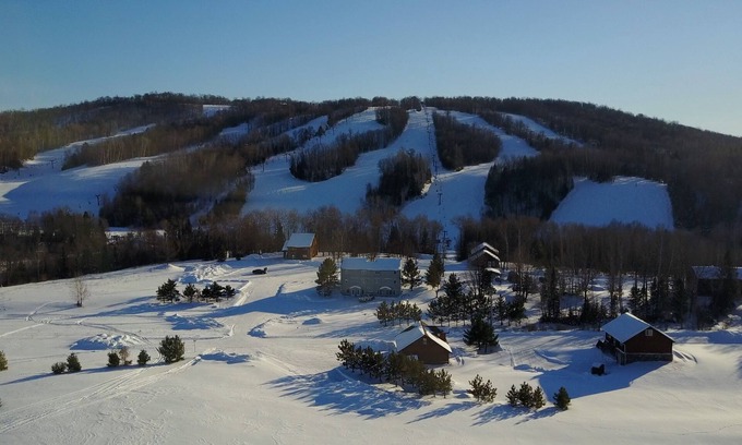Wakefield Copropriété | Prix le plus bas, chambres les plus propres, à pied du mont Indianhead de Big Snow Resort