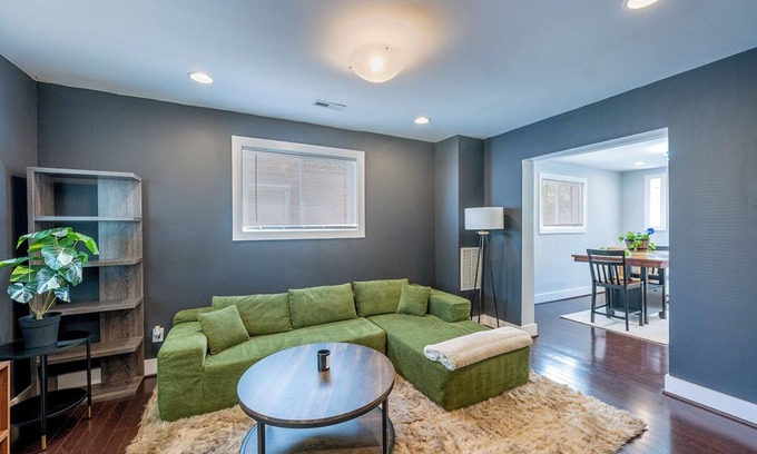 Capitol View Maison | Clean&Cozy 3 Bedroom Apartment