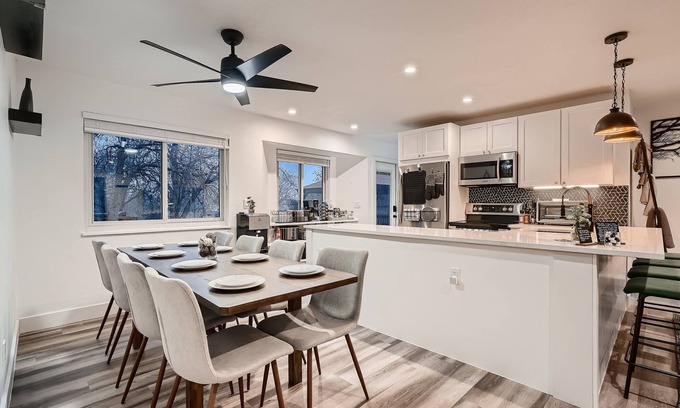 Lamar Heights Area Maison | Clean Cozy Chic - Easy Access to Denver - Great for Families