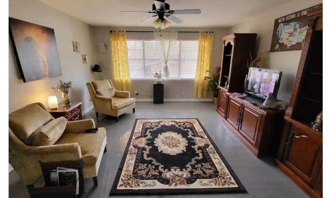 Jacksonville Maison | *Clean, Discounted: Relaxing, 3BR/2BA-near LRAFB