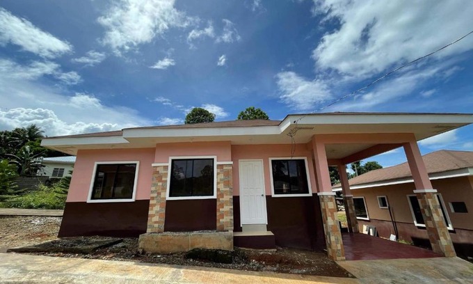 Dipolog Maison | Clementine’s Villa House