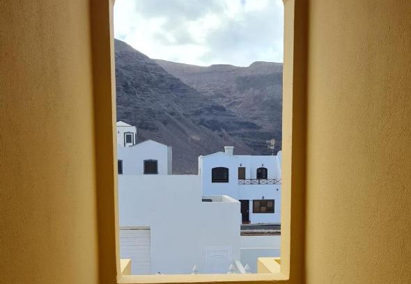 Orzola Appartement | Cliff View Orzola