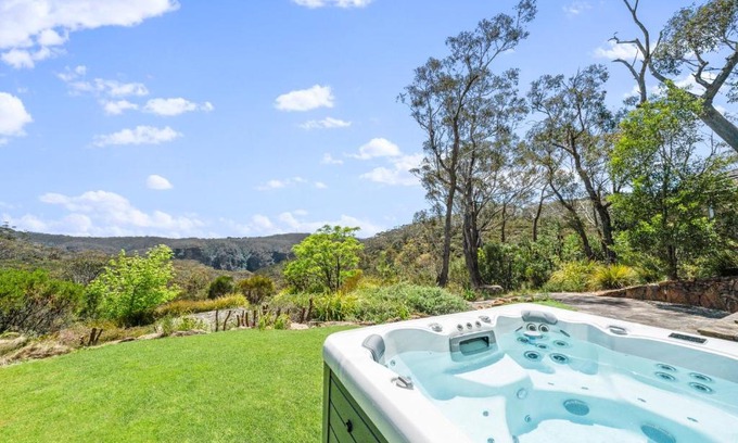 Katoomba Maison | Cliffnest House & Studio