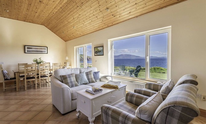 Dingle Maison | Clifftop House - Des mers chatoyantes au bout du monde!