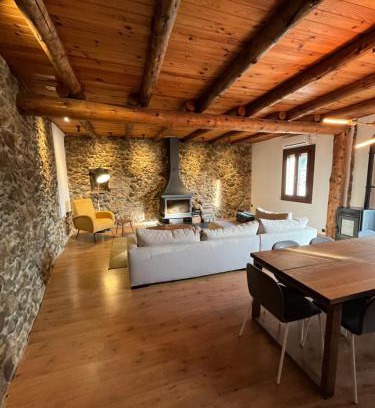 Figols i Alinya Maison | Climb Catalunya Figols