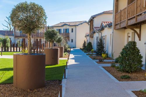 Casteljaloux Maison | Clos Castel Villas