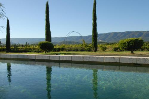 Cabrieres-d'Avignon Lit Et Petit-Déjeuner | Clos De La Fontaine
