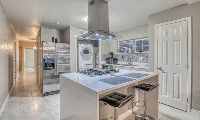 Downtown El Paso Appartement | Close to All, Restfull, Cozy Duplex B in Downtown, UTEP, Hospitals