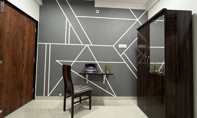 Paud Appartement | Close to balewadi and Hinjewadi.Spacious apartment close to nature.