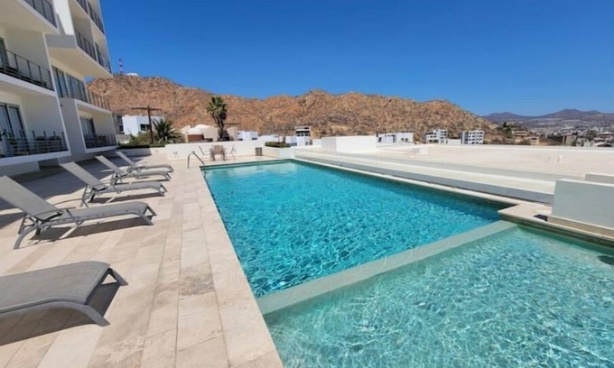 Libertad Copropriété | Close to downtown. 2 bed, 2 bath condo with pool.