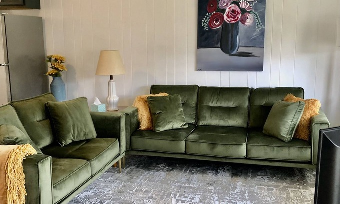 Johnson City Maison | Close to everything with all the comforts of home.