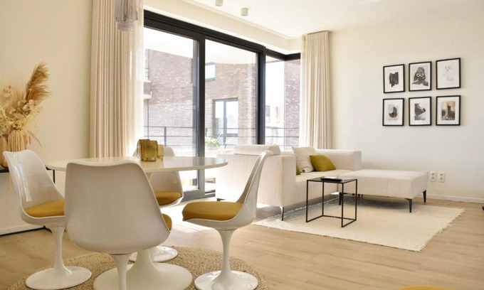 Kempenseheide Appartement | Your Room with A View Hasselt
