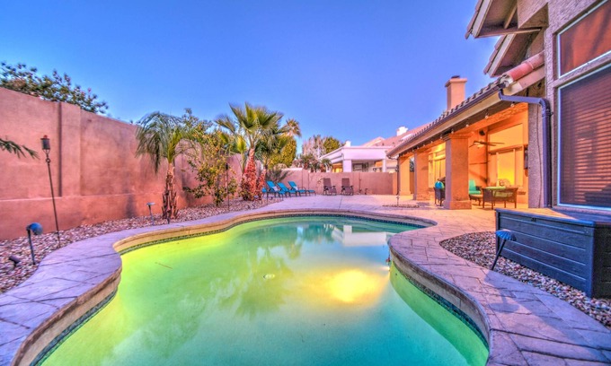 Foothills Maison | Fill the gap, save more—Book Your Spring Break Escape Now!