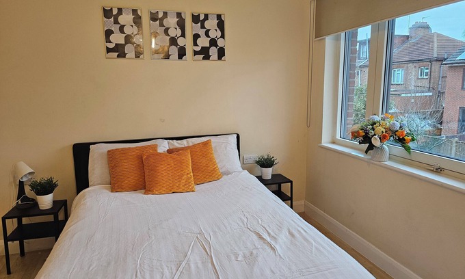 Northumberland Park Copropriété | Close To The New Iconic Tottenham Stadium & Drumsheds, With Easy Access to City.