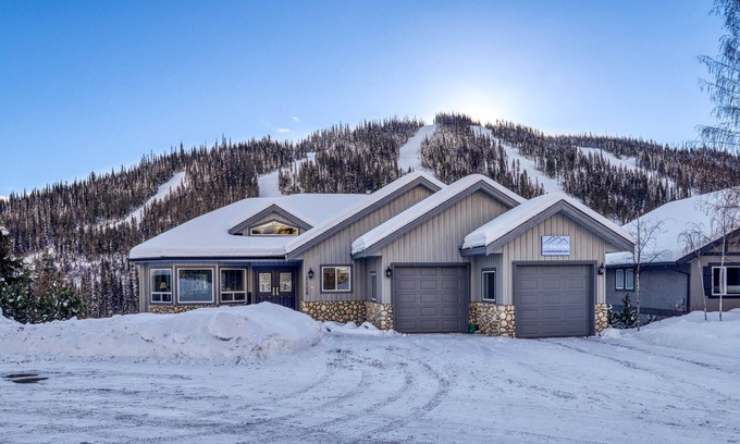 Sunburst Estates Chalet De Ski | Chalet le plus proche Ski In / Ski Out près du village Golf & remontées mécaniques pour Mtn. Vélo & Randonnée