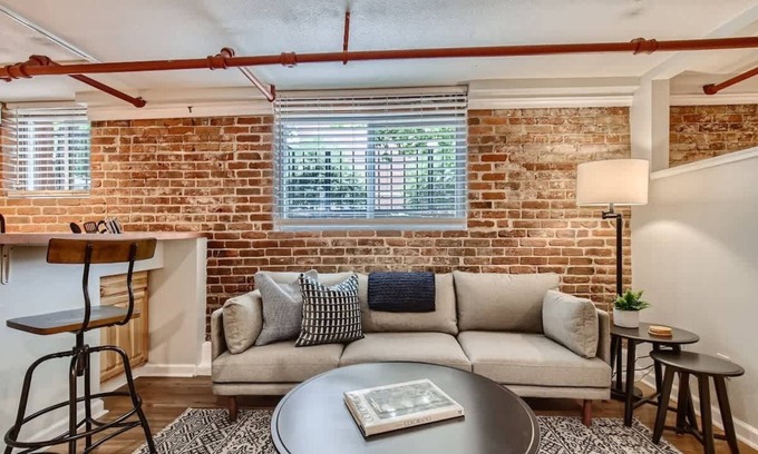 City Park Appartement | Cloud by Modern Midstay / 1Block to City Park #C15