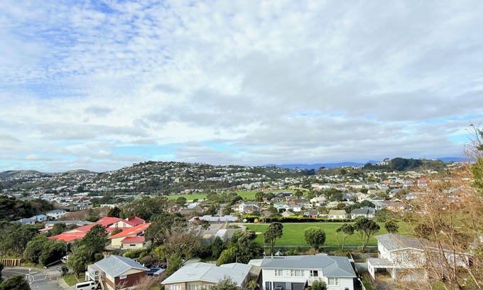 Johnsonville Maison | Cloud Catcher - Family Comfort & Scenic Views