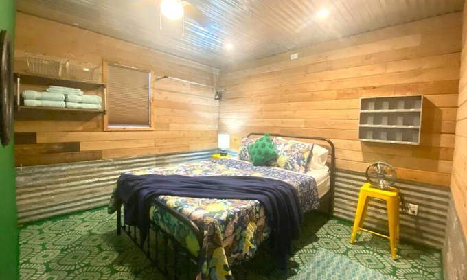 Lockhart Maison | Clover Casita - Your Perfect Getaway in Lockhart