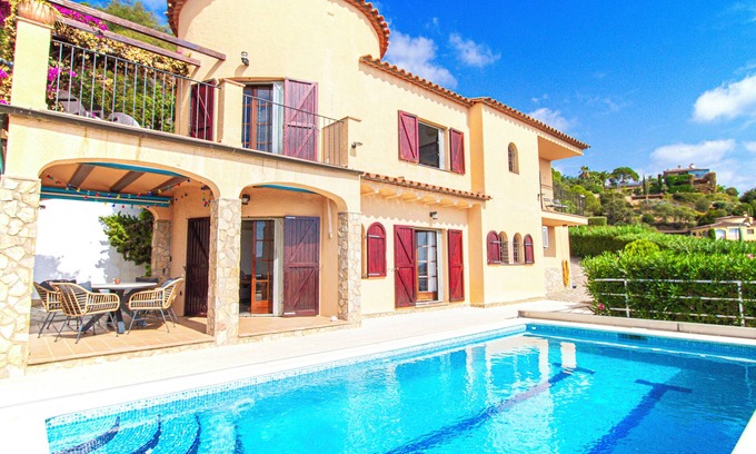 Calonge Villa | Club Villamar - Villa pratique et fonctionnelle avec piscine privée, à 6000 mètres de la plage, s...