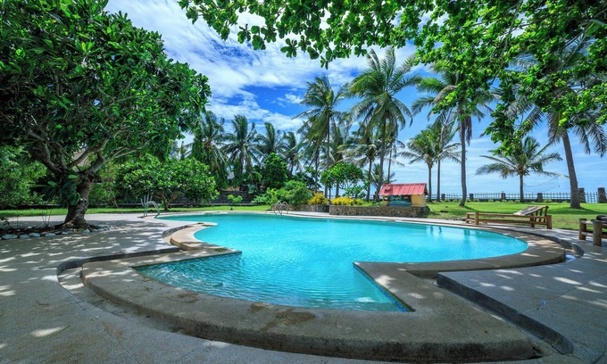 San Juan Maison | CMDC Private Beach House - Your perfect stay for family or business incentives!
