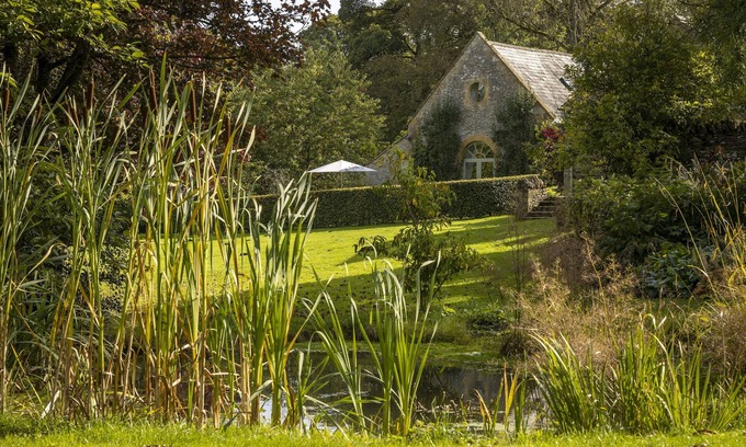 Hawling Cottage | Le Coach House est une propriété individuelle située dans l'enceinte du vieux presbytère du XVIe siècle.