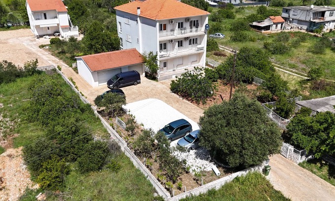 Vinisce Appartement | Coastal Charm Apartment D