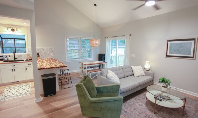 Wilmington Maison | Coastal Charter Abode