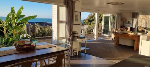 Pohara Maison | Coastal Chic in Pohara