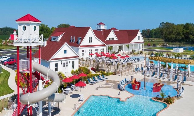Lewes Maison | Coastal Club Community Resort Style Amenities - 8BR's 4 Baths in Lewes-Rehoboth