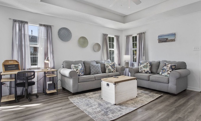 Mississippi City Appartement | Coastal Inspired Duplex. Close to the beach! #1