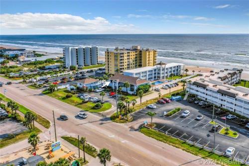 Cearra Del Ray Station Balnéaire | Coastal Life 206 - A 2Nd Floor Studio With 2 Single Beds