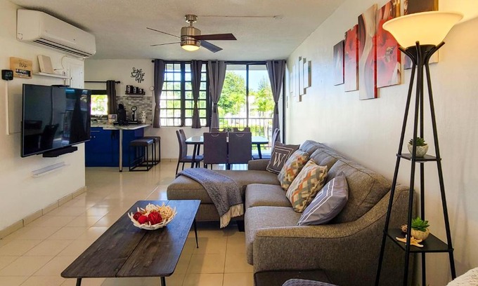 Zarzal Appartement | Coastal Puerto Rican Apartment - Walk to Beach!