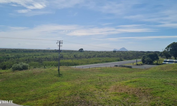 Matata Maison | COASTAL RETREAT WITH GREAT VIEWS AND ALL THE COMFORTS OF HOME