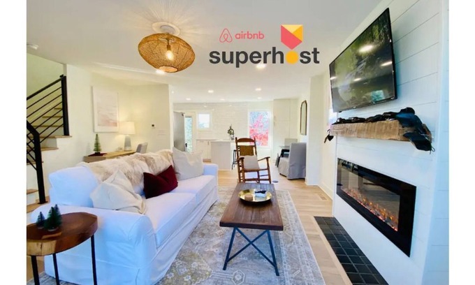 Grandview Heights Maison | 💫Coastal Style in the City - Close to Everything!💫