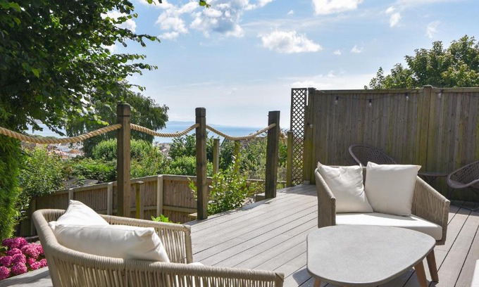 Lyme Regis Appartement | Coastal View