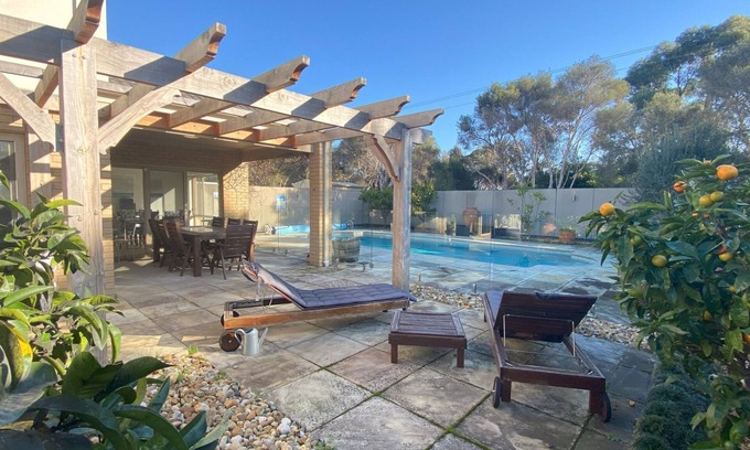 Inverloch Maison | Coastal Villa on Beachcomber!