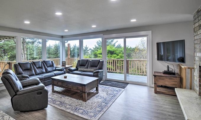 Copalis Beach Maison | Coastal Washington Getaway: Walk to Beach!