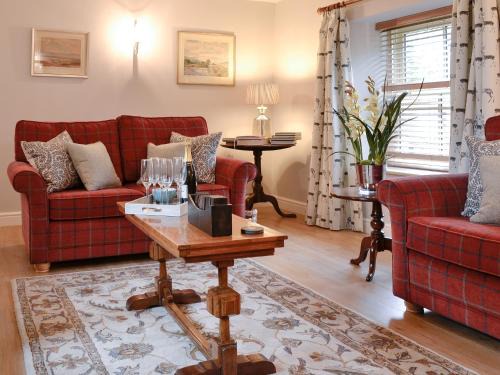 Ripley Maison | Cobblers Cottage