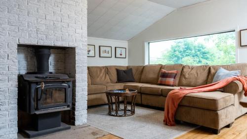 Tay Valley Maison | Cobblestone 2-Bedroom Cottage #5 Loft