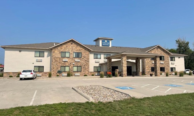 Clarion Hôtel | Cobblestone Inn & Suites - Clarion