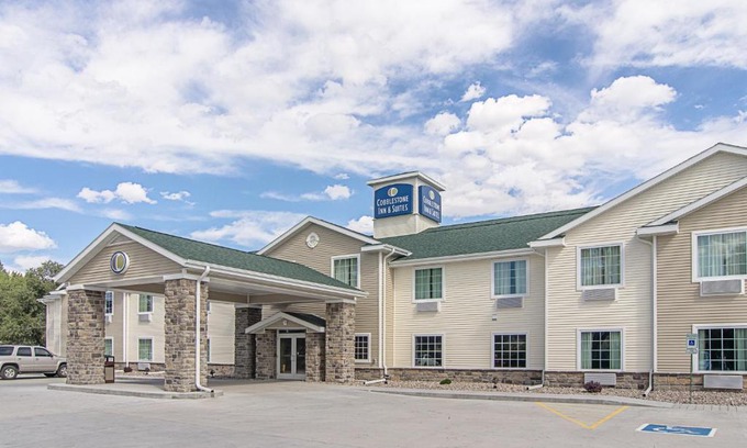 Guernsey Hôtel | Cobblestone Inn & Suites - Guernsey