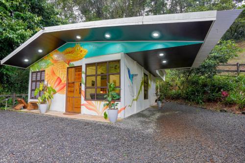 Sarapiqui Chalet De Ski | Coco Cabana in the Jungle