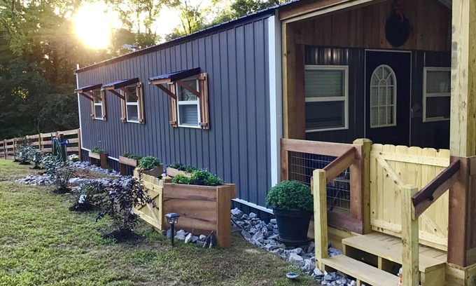 Goodlettsville Cabine | Coco's Cabin #3, Where pets stay free