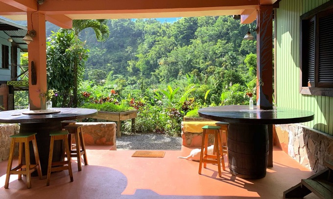 Fond Cani Maison | Cocoa Cottages