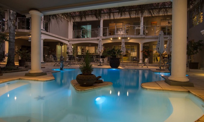 Hartbeespoort Maison | Cocomo Guesthouse, Spa and Conference Centre