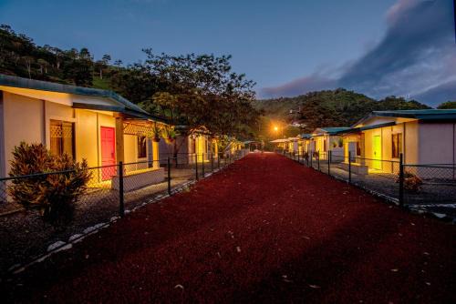 Pacuare Reserve Hôtel | Coffee Pickers Village By Hacienda Orosi